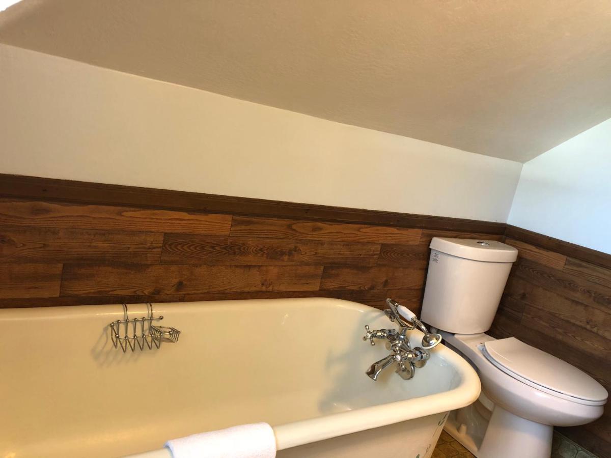Country Inn Guesthouse Fort Bragg Bagian luar foto